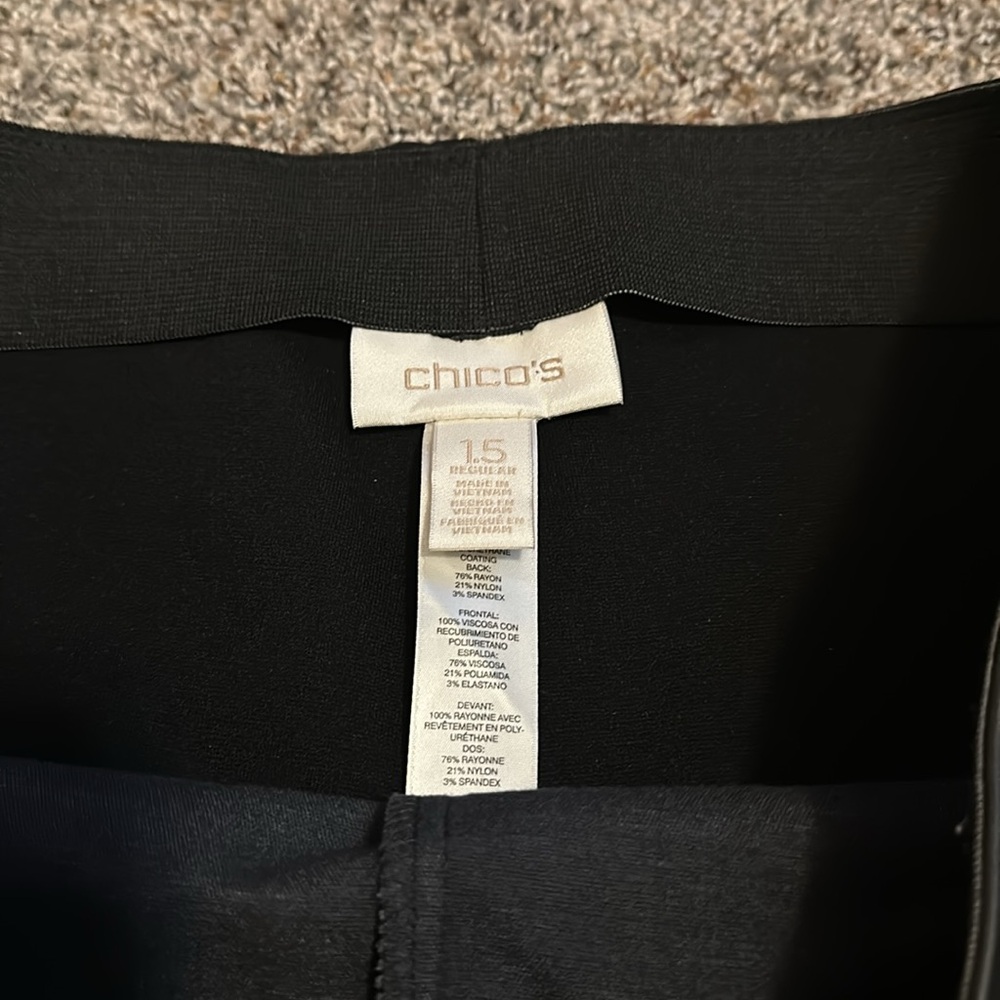 Chicos women’s black faux leather front leggings, Size 1.5= 10 - Picture 3 of 4